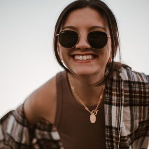 Meet your Posher, Madison